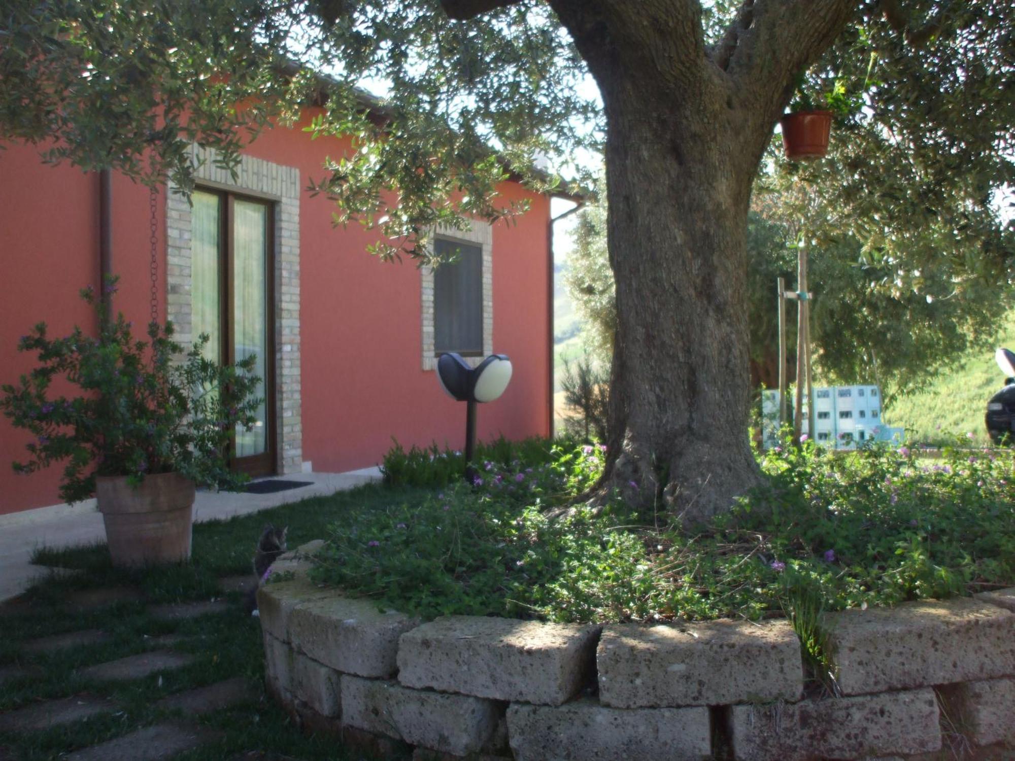 Agriturismo Il Borgo Degli Ulivi Roseto Degli Abruzzi Esterno foto