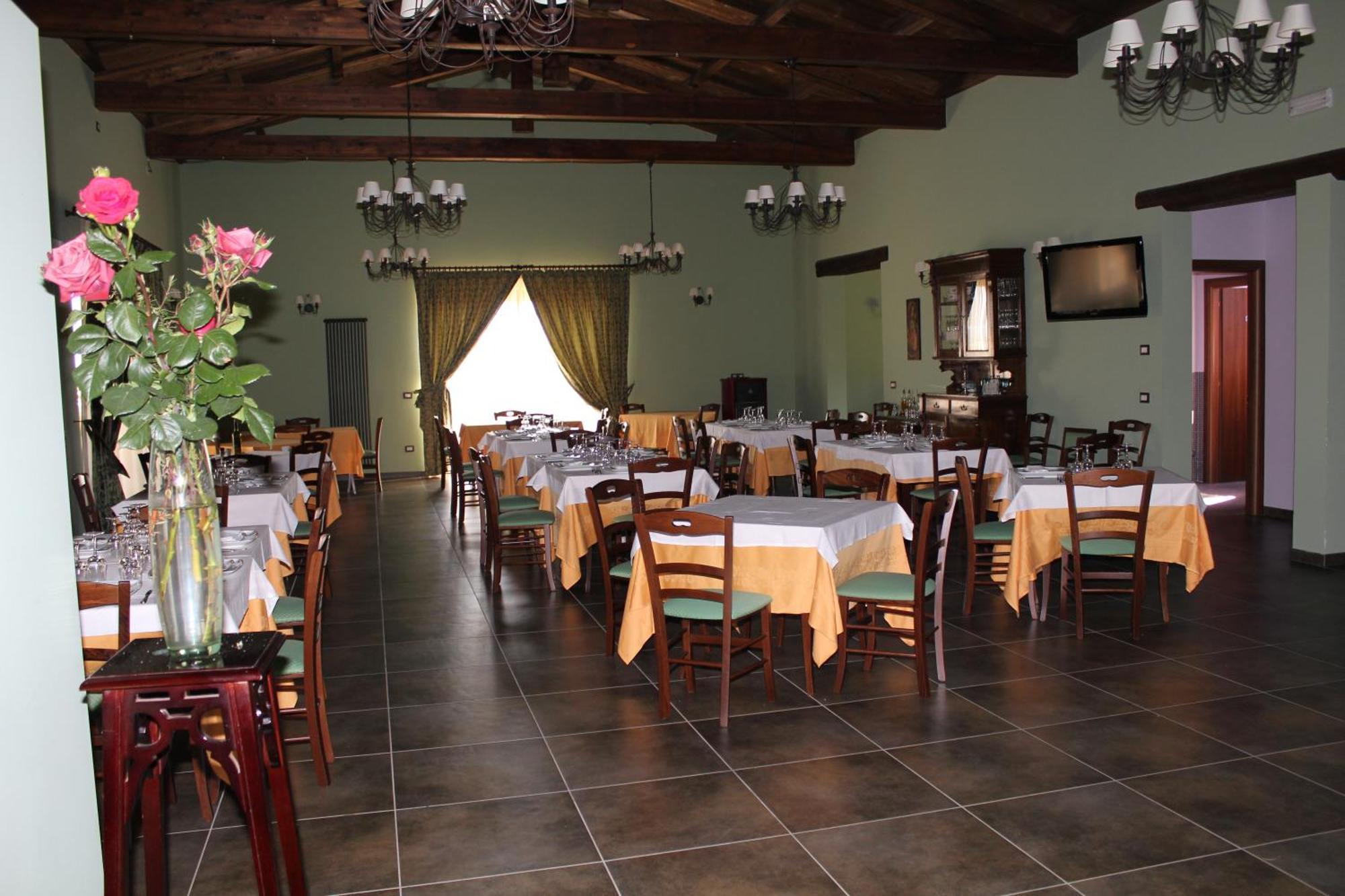 Agriturismo Il Borgo Degli Ulivi Roseto Degli Abruzzi Esterno foto