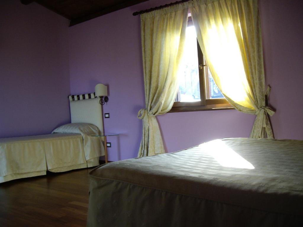Agriturismo Il Borgo Degli Ulivi Roseto Degli Abruzzi Camera foto