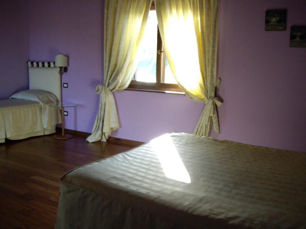 Agriturismo Il Borgo Degli Ulivi Roseto Degli Abruzzi Camera foto