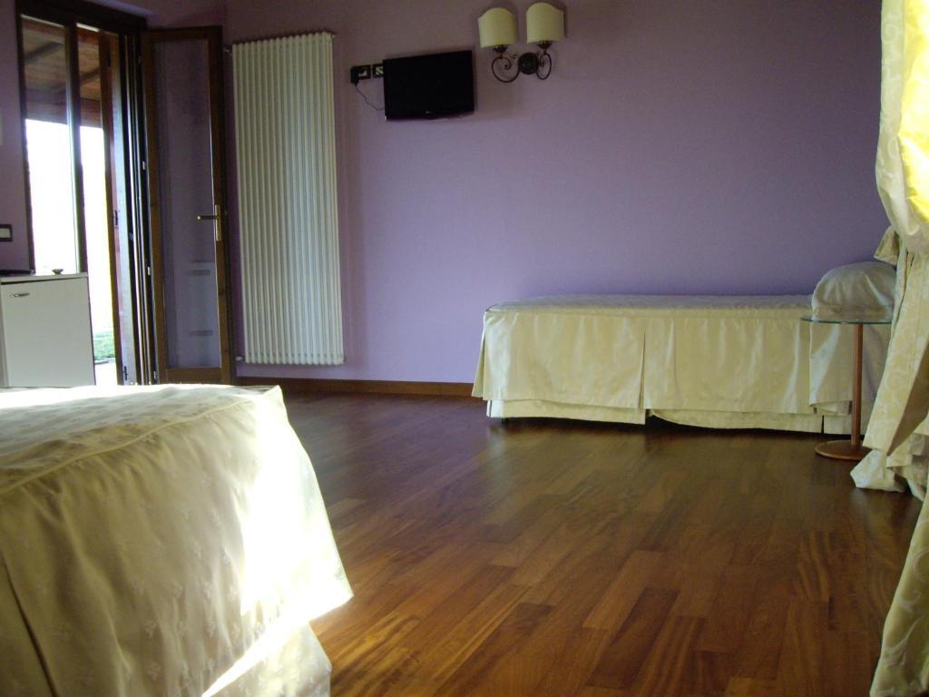 Agriturismo Il Borgo Degli Ulivi Roseto Degli Abruzzi Camera foto
