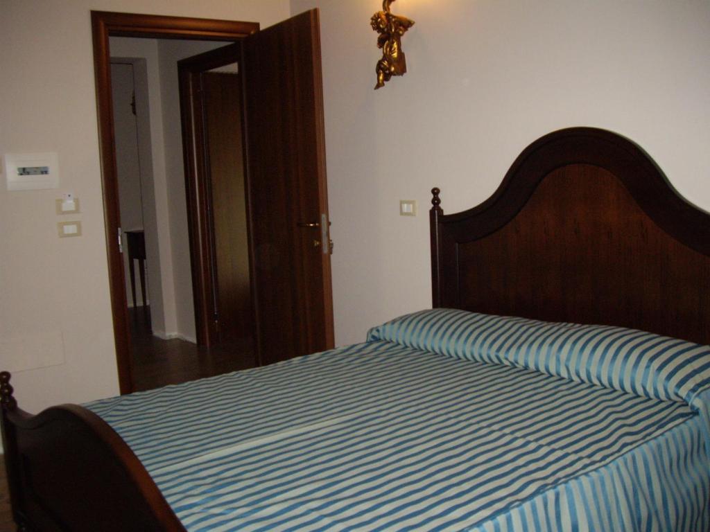Agriturismo Il Borgo Degli Ulivi Roseto Degli Abruzzi Camera foto